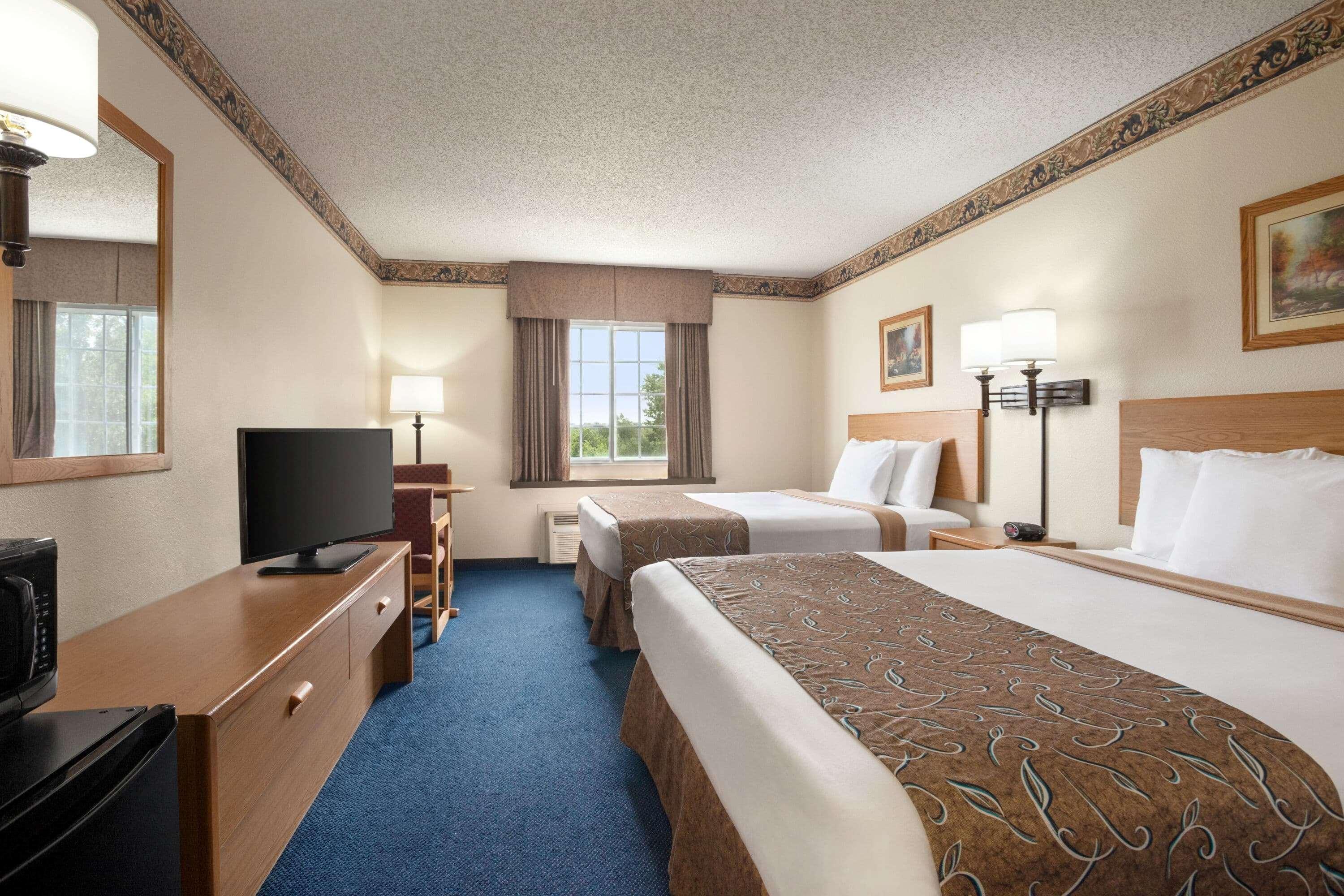 Travelodge By Wyndham Fort Scott Екстер'єр фото