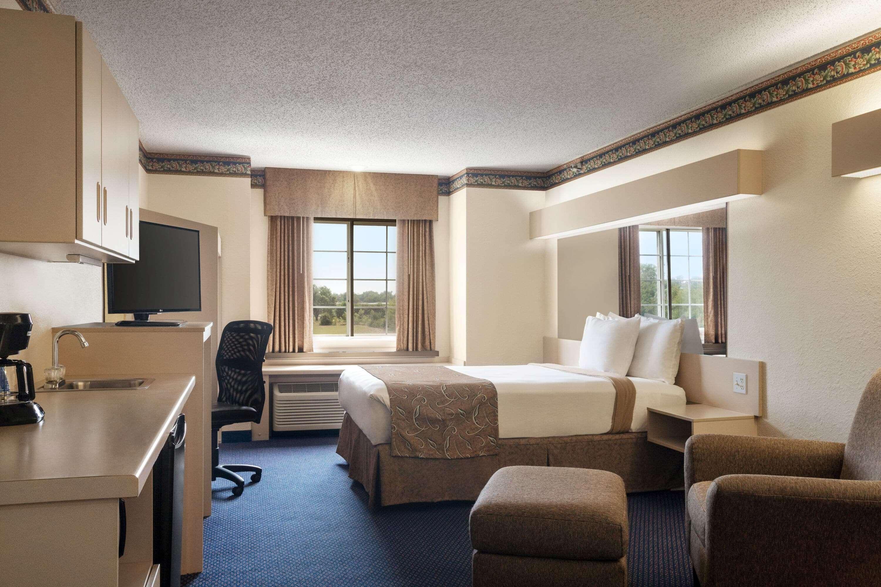 Travelodge By Wyndham Fort Scott Екстер'єр фото